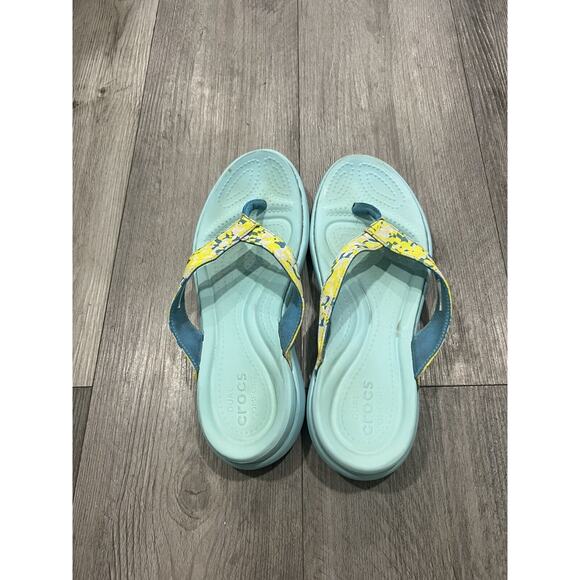 Crocs Sandals Womens Thong Style Flip-Flops Floral Comfort Blue Size 10 - Picture 3 of 3